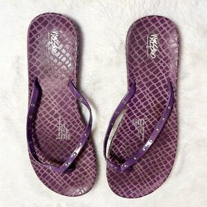 Mossimo Purple Studded Thong Flat Sandals Size 6